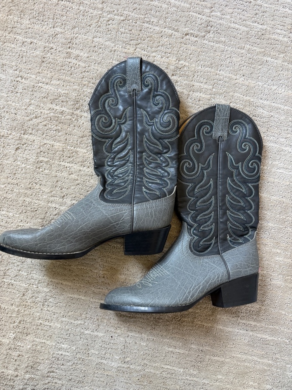 Honchos Grey Cowboy Western Boots with Embroidered Shaft Size 8.5 or 9